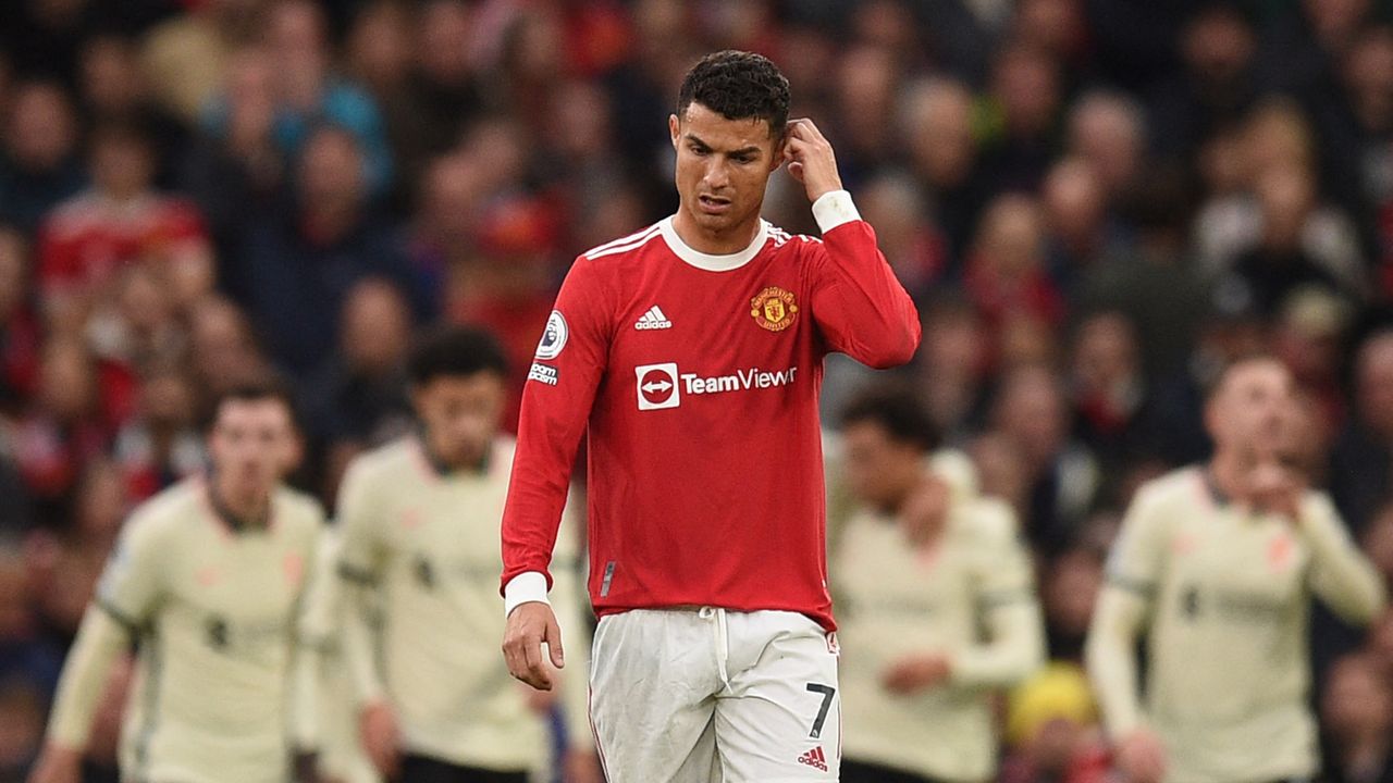 Cristiano Ronaldo até tentou, mas o Manchester United decepcionou mais uma vez