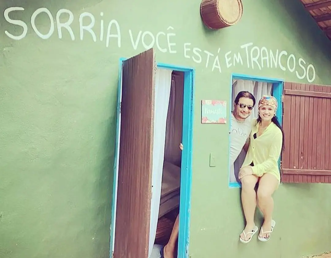 Casal curtiu viagem em Trancoso após o casamento
