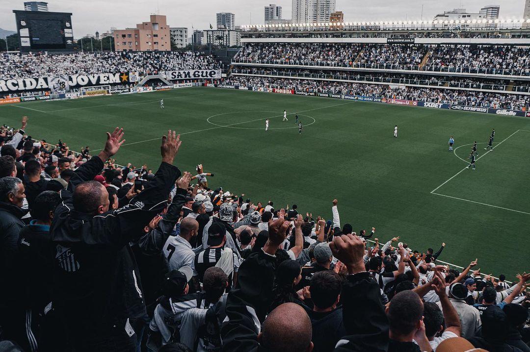 Santos x Fluminense: onde assistir, escalações e horários do jogo pelo  Brasileirão