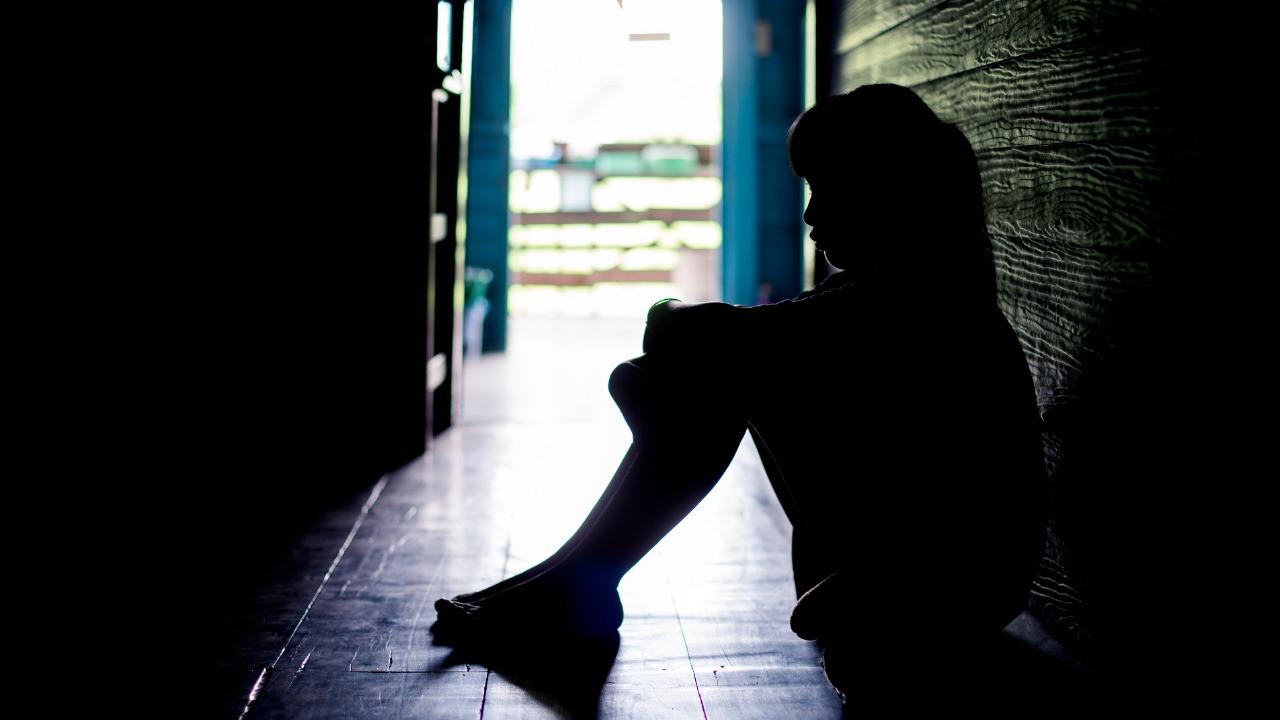 Violência doméstica contra criança e adolescente