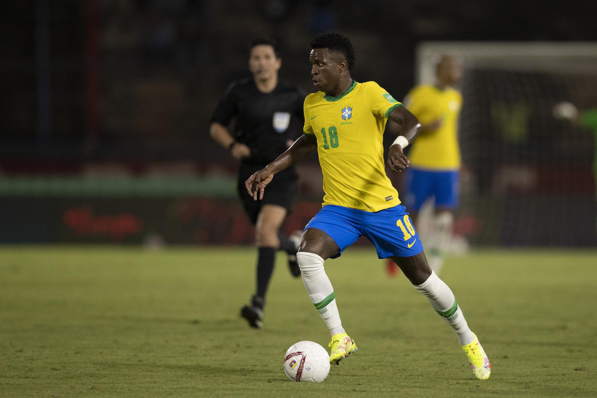 Vinicius Junior durante partida da Seleção Brasileira