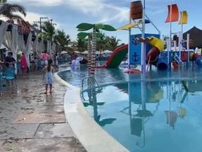 Criança de quatro anos morre afogada em parque aquático de barraca de praia em Caucaia