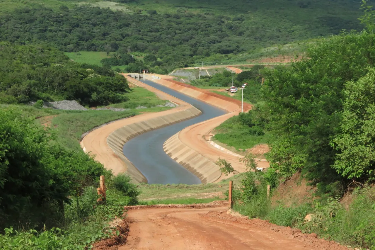 O Cinturão das Águas do Ceará (CAC) é maior obra hídrica do Estado