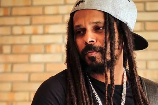 Cantor Marcelo Falcão