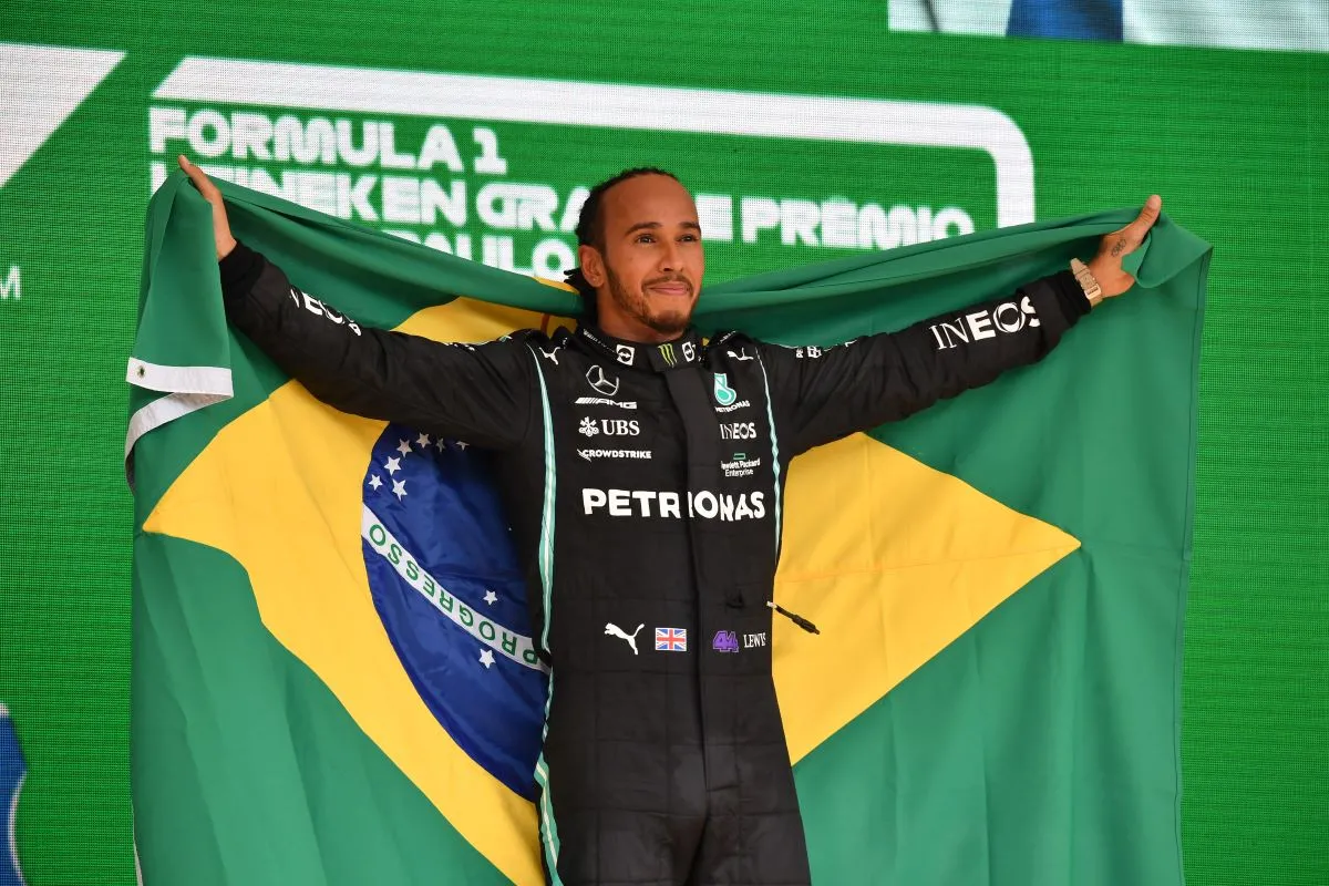 Corrida ocorreu na tarde deste domingo (14)