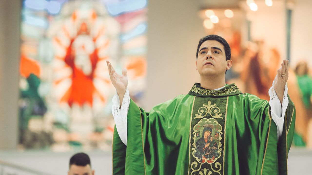 Religioso teria criado associações para desviar mais de R$ 100 milhões em doações de fiéis
