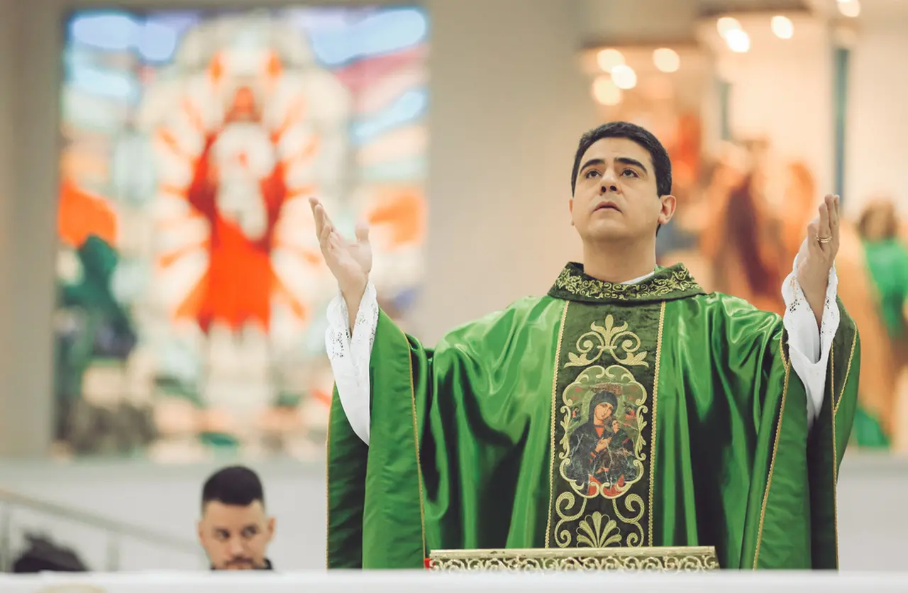 Religioso teria criado associações para desviar mais de R$ 100 milhões em doações de fiéis