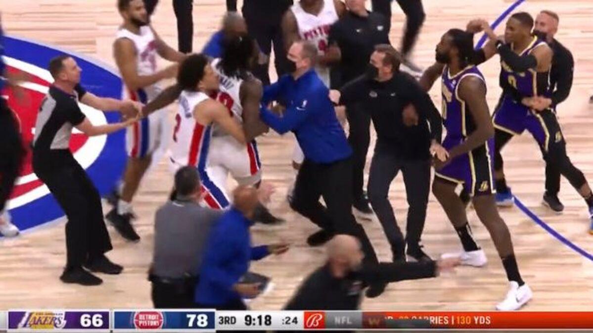 LeBron James dá soco no rosto de adversário, é expulso, mas Lakers batem Detroit