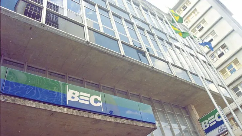 Fachada do BEC