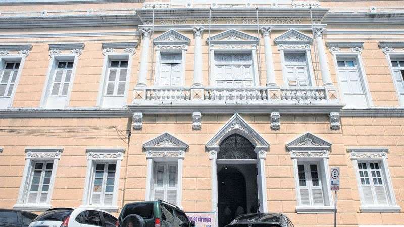 Botelho defende compra do prédio da Santa Casa para evitar leilão