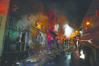 Momentos após o incêndio