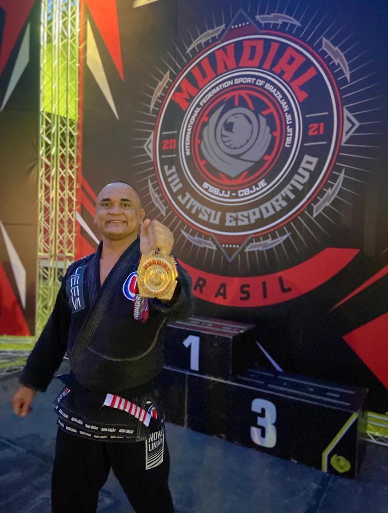 Cearense Guilherme Santos conquista medalha de ouro no Mundial de Jiu-Jitsu  Esportivo - Jogada - Diário do Nordeste