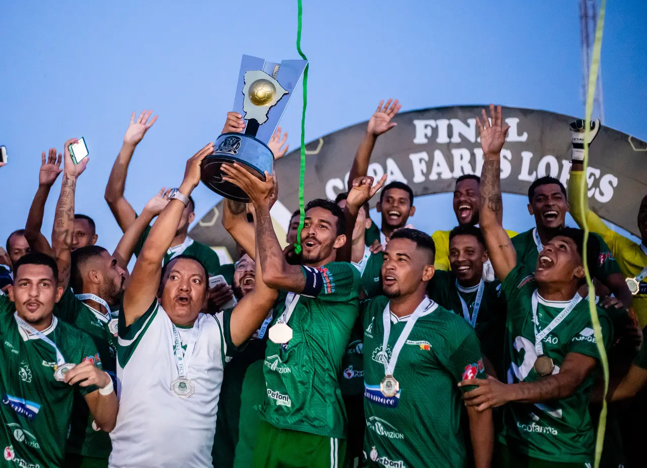 Icasa levanta troféu da Taça Fares Lopes de 2021