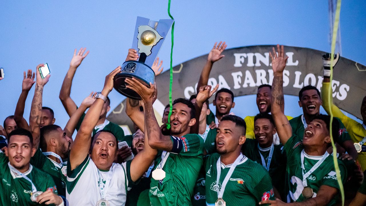 Icasa levanta troféu da Taça Fares Lopes de 2021