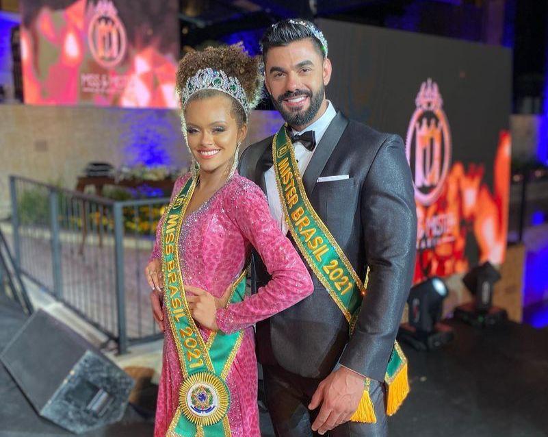 A imagem mostra a Miss Brasil alagoana Elâine Souza (à esquerda) e o Mister Brasil paulista Bruno Ferraz (à direita).
