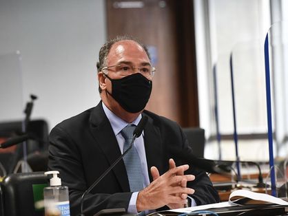 Senador Fernando Bezerra (MDB-PE), relator no Senado da PEC dos Precatórios