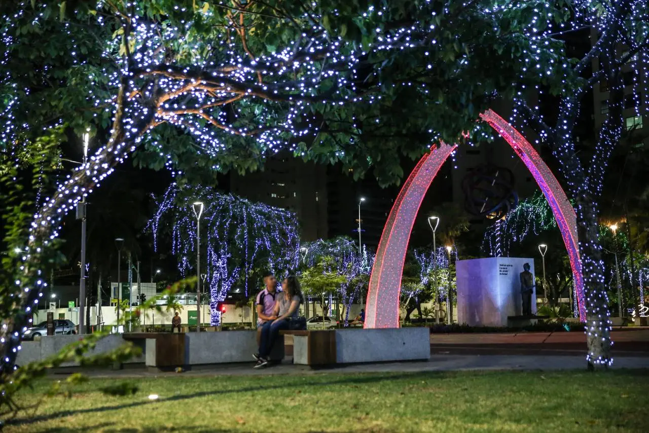 Praça Portugal decorada no Natal