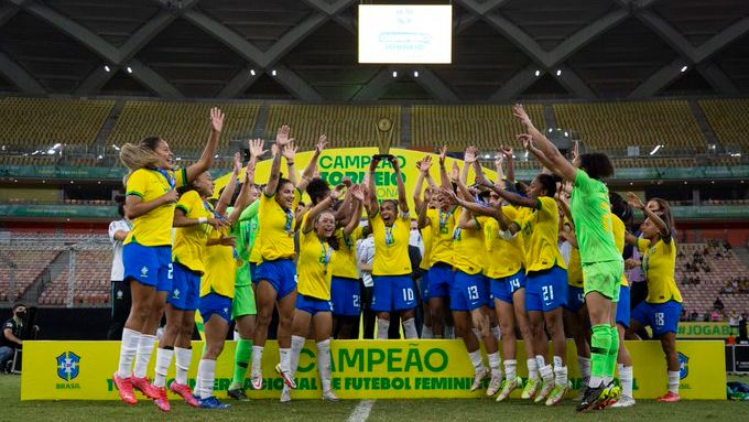 Escalada a Seleção Brasileira para a Copa do Mundo Feminina 2023 - Hora do  Povo