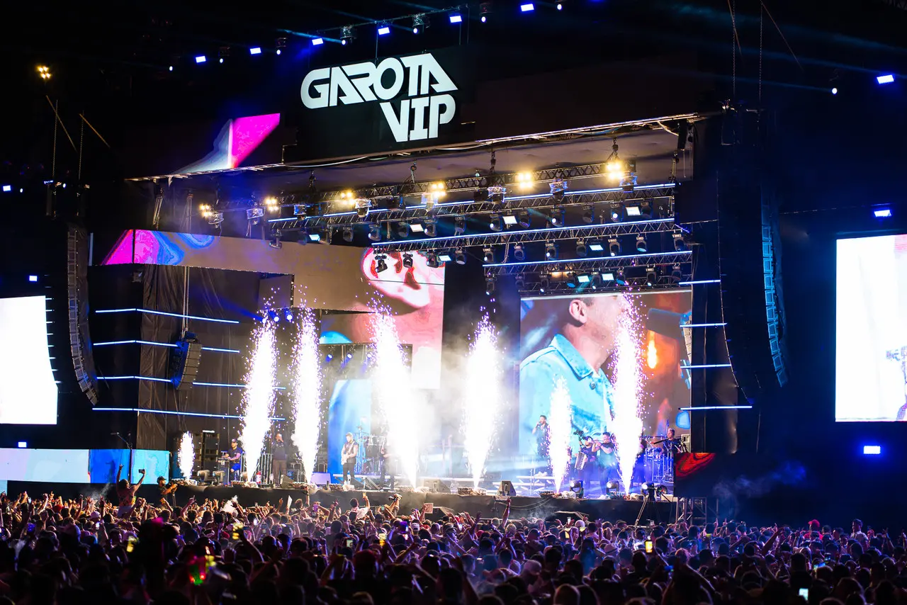 Evento contou com show pirotécnico