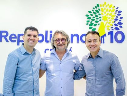 Vereador Ronaldo Martins com o prefeito Acilon Gonçalves e o deputado estadual David Durand