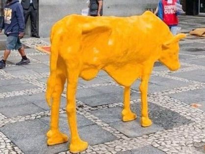 Escultura da vaca magra em São Paulo