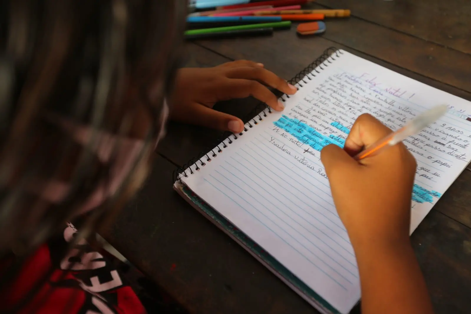 Crianças do Ceará pedem comida e empregos ao Papai Noel