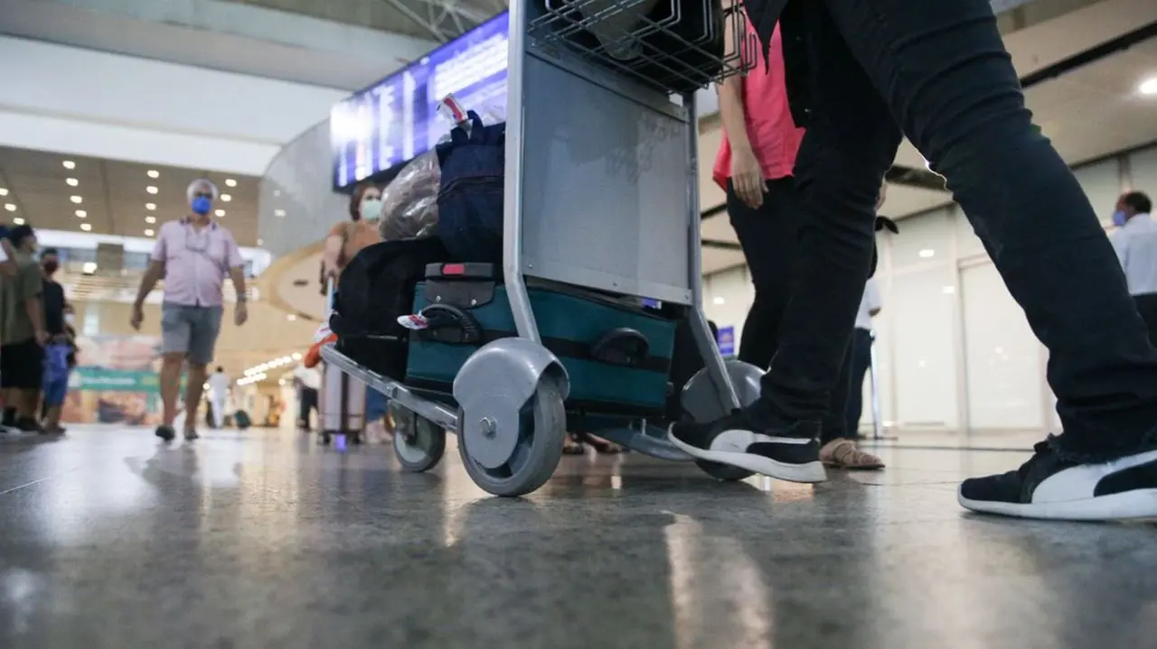 restrições a viajantes