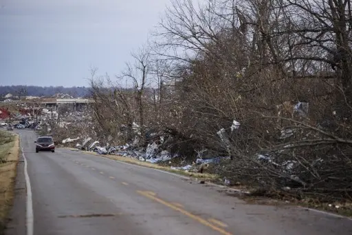 Algumas das piores destruições ocorreram em Mayfield, uma pequena cidade de cerca de 10 mil habitantes
