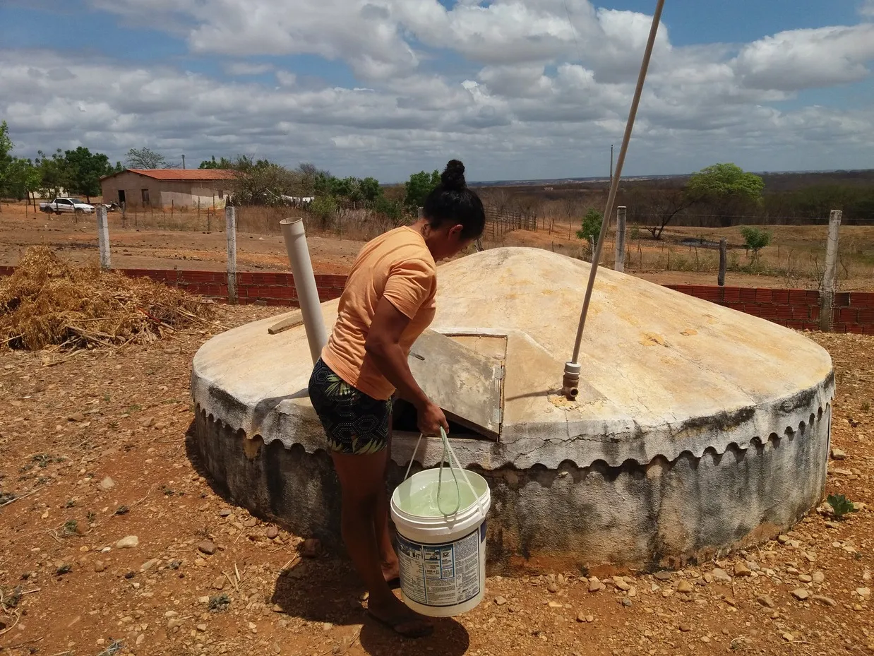 O Ministério da Cidadania reconheceu que a crise econômica e a escassez de material tiveram impacto na construção de cisternas