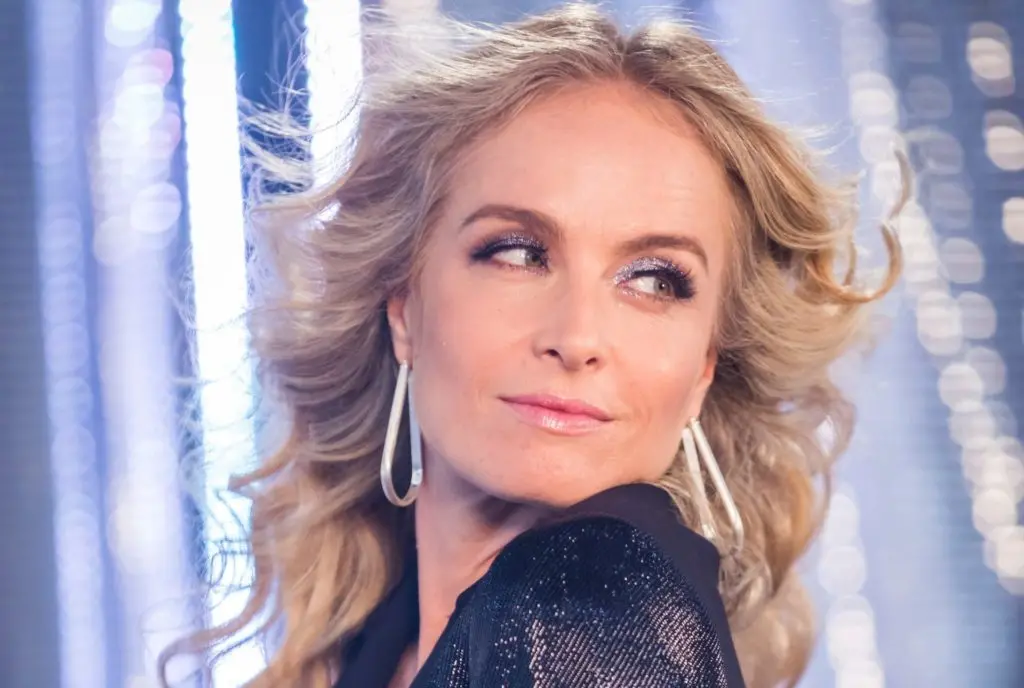 Angélica em foto produzida