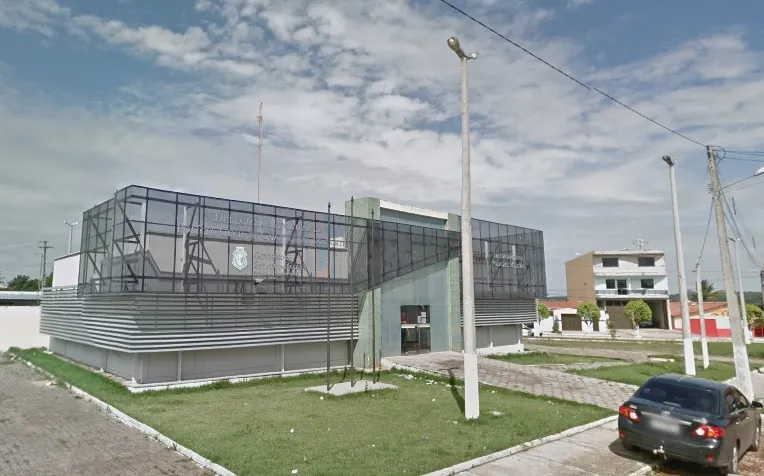 Toda a cidade de Guaraciaba do Norte, incluindo a delegacia municipal, podem passar para o Estado vizinho