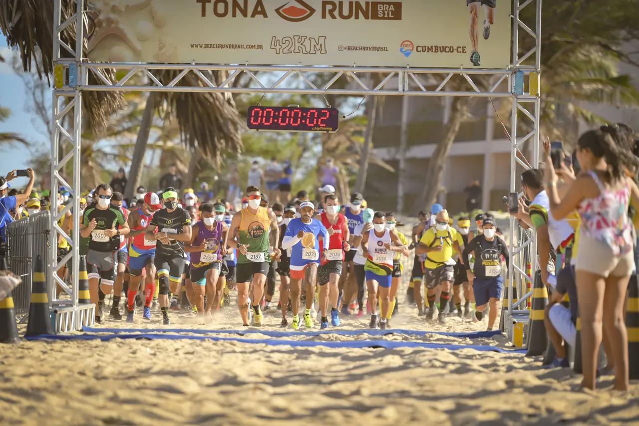 Largada da corrida de praia
