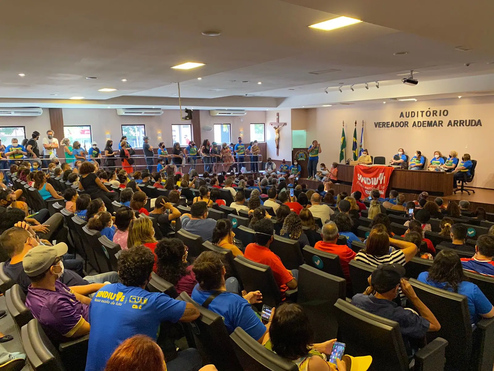 Servidores públicos na Câmara Municipal