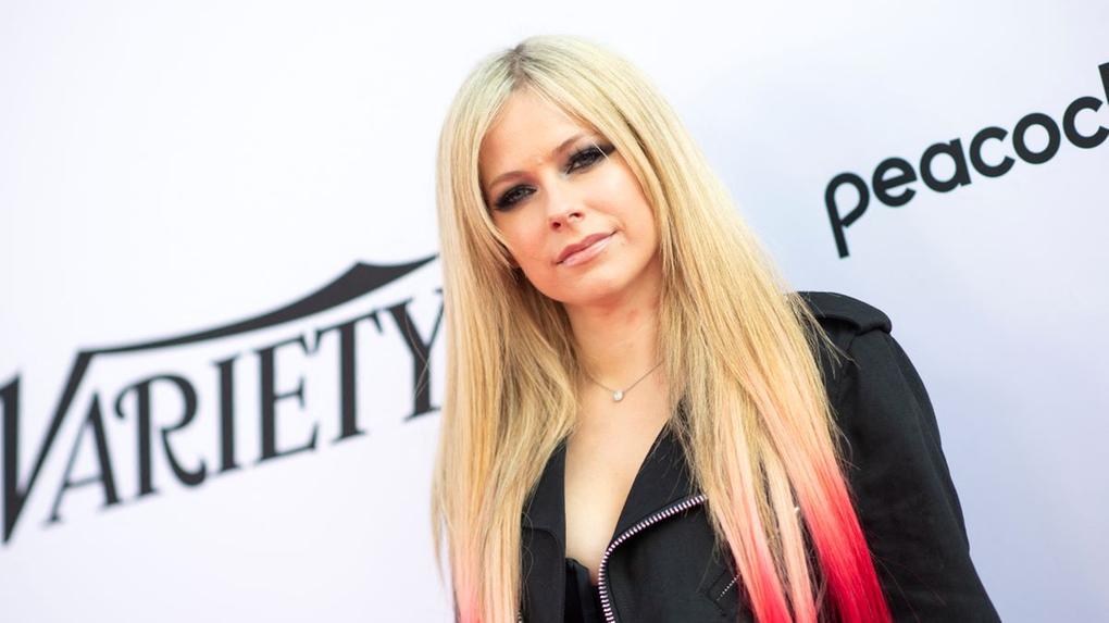 Avril Lavigne em evento da variety
