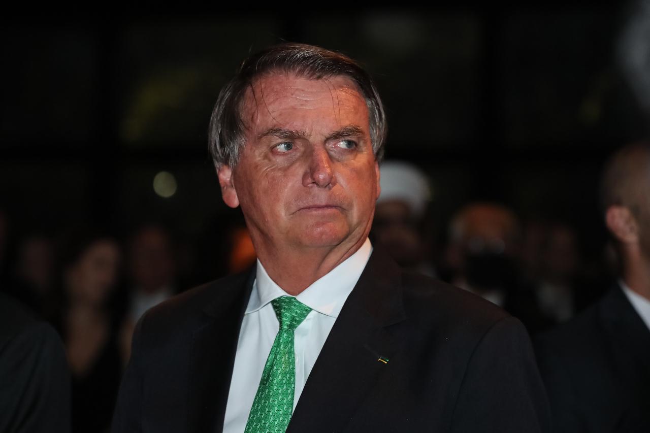 Governo Bolsonaro é Reprovado Por 53% Dos Brasileiros, Aponta Datafolha ...