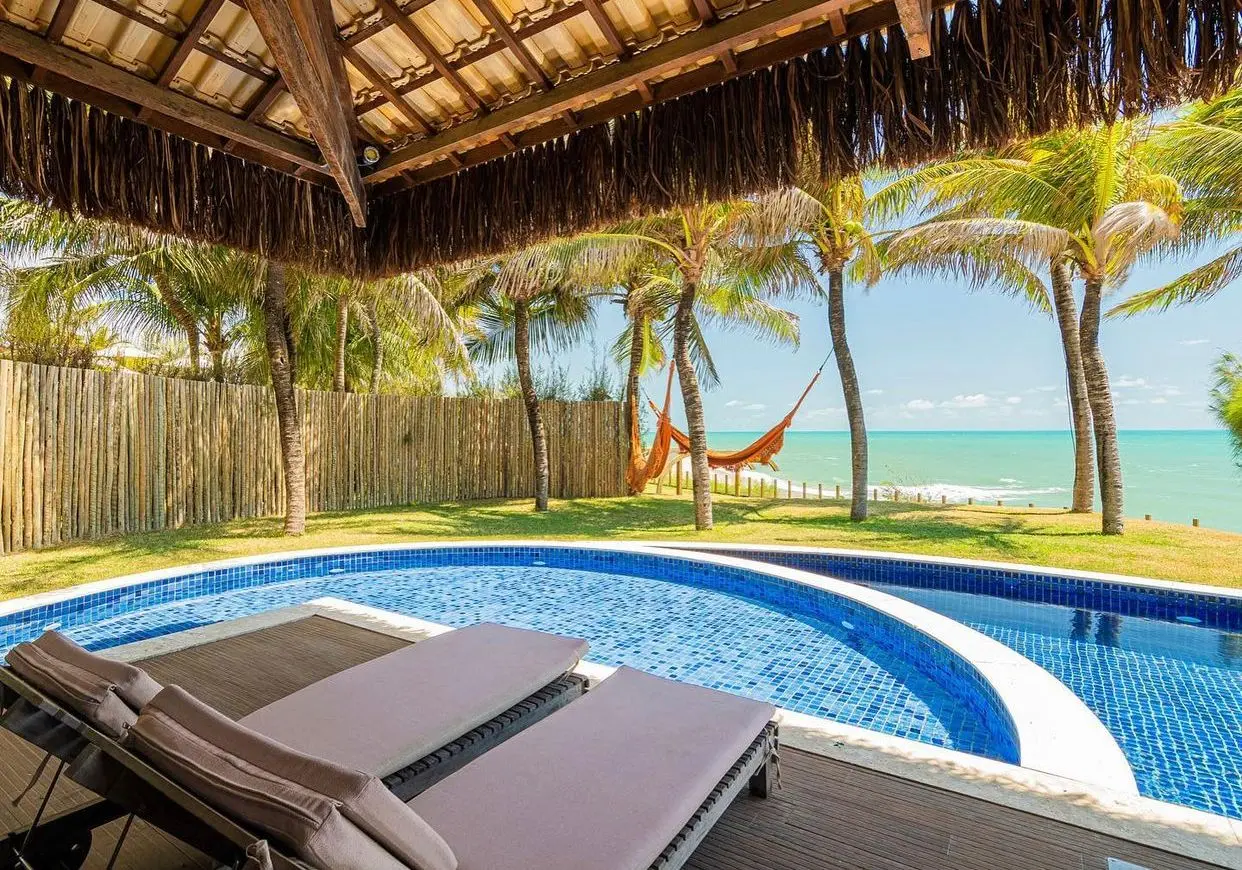 carmel charme resort