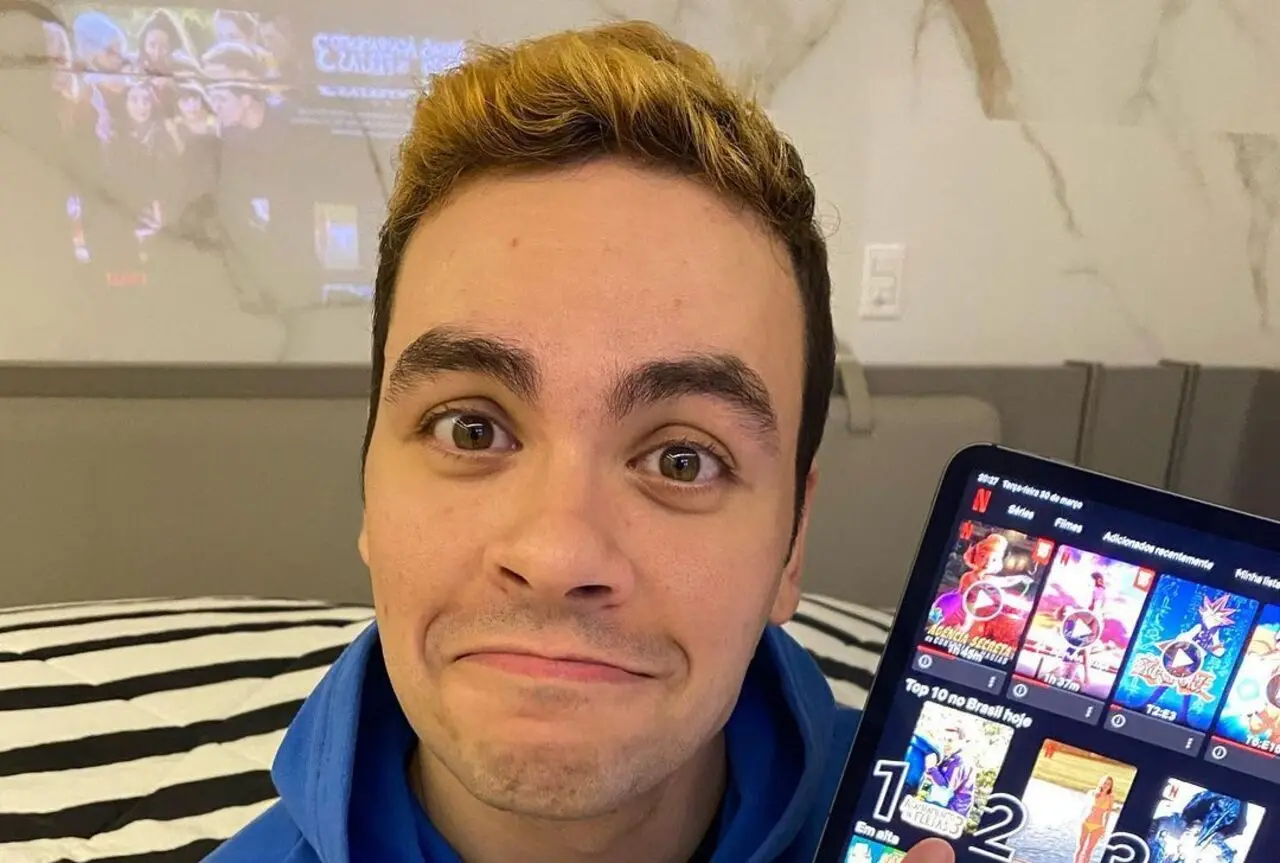Luccas Neto possui grandes números me plataformas como YouTube e Netflix