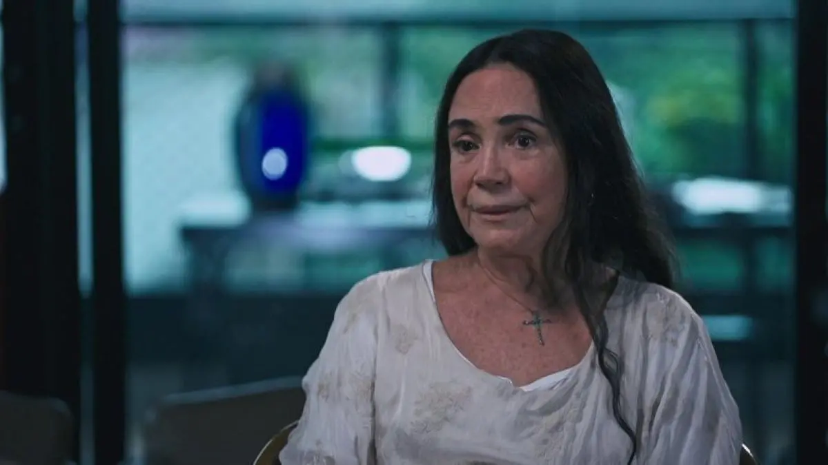 Imagem da notícia: Regina Duarte alfineta TV Globo após ficar de fora do especial de 70 anos das novelas 