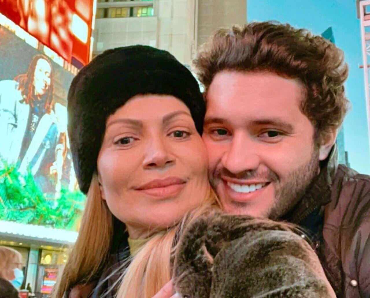 Solange Almeida e Monilton Moura viajaram recentemente em turnê musical realizada nos Estados Unidos