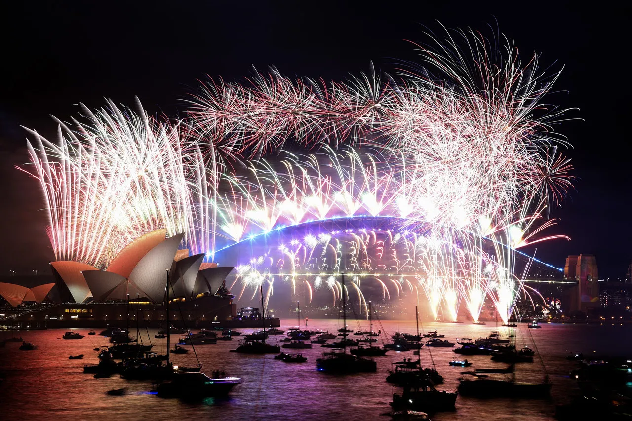 Capital da Austrália apresentou um show pirotécnico para se despedir de 2021