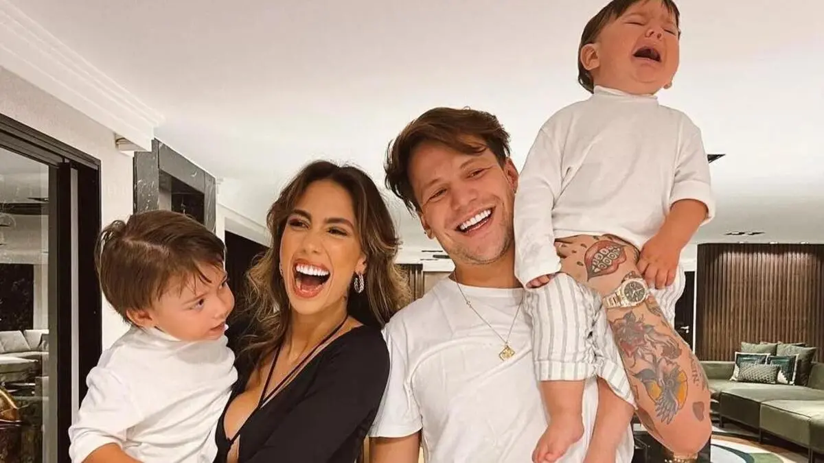 Gabi Brandt, Saulo Pôncio e os dois filhos do casal