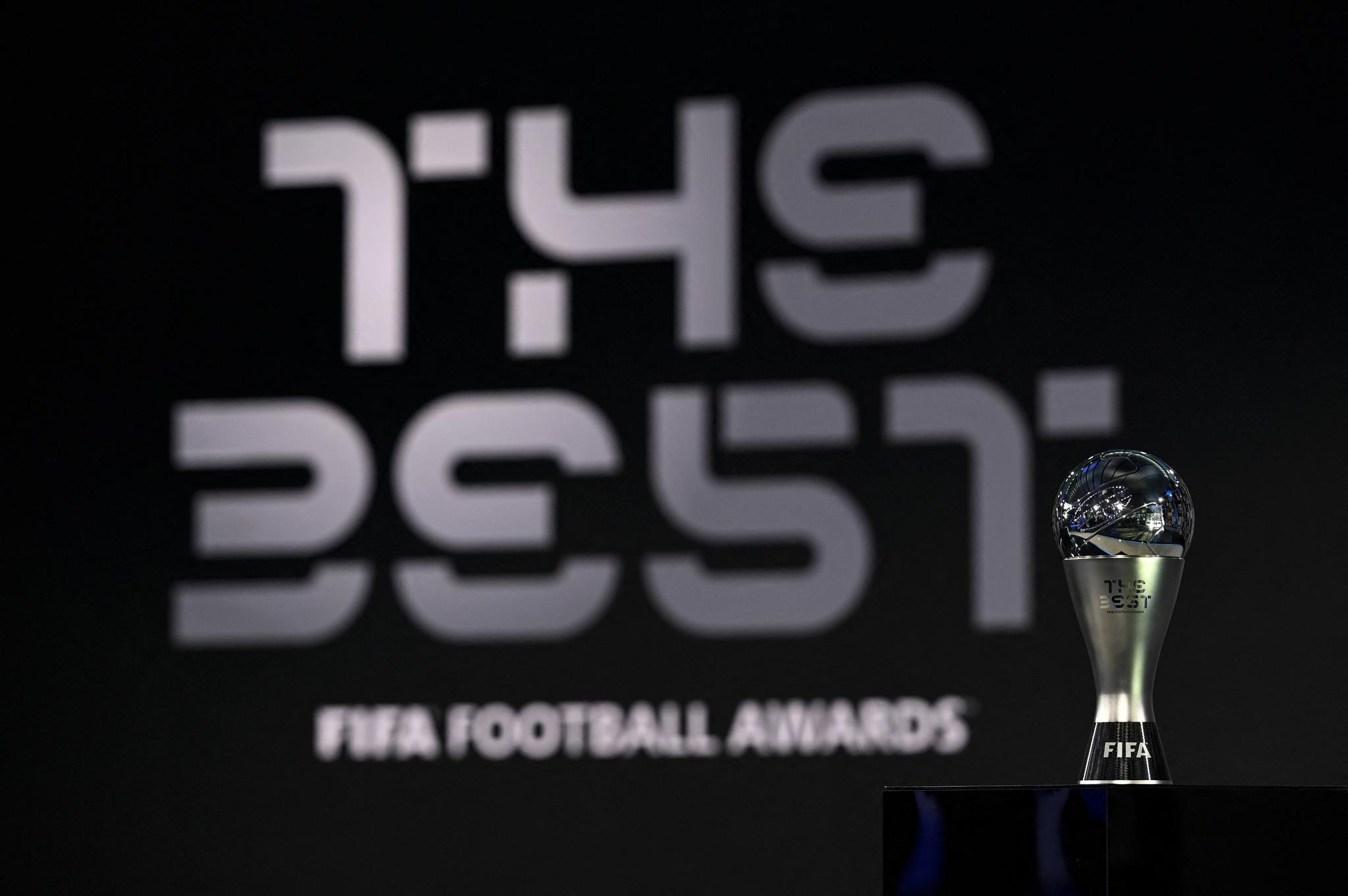 Robert Lewandowski é eleito o melhor jogador do mundo; veja todas as  premiações da FIFA - Jogada - Diário do Nordeste