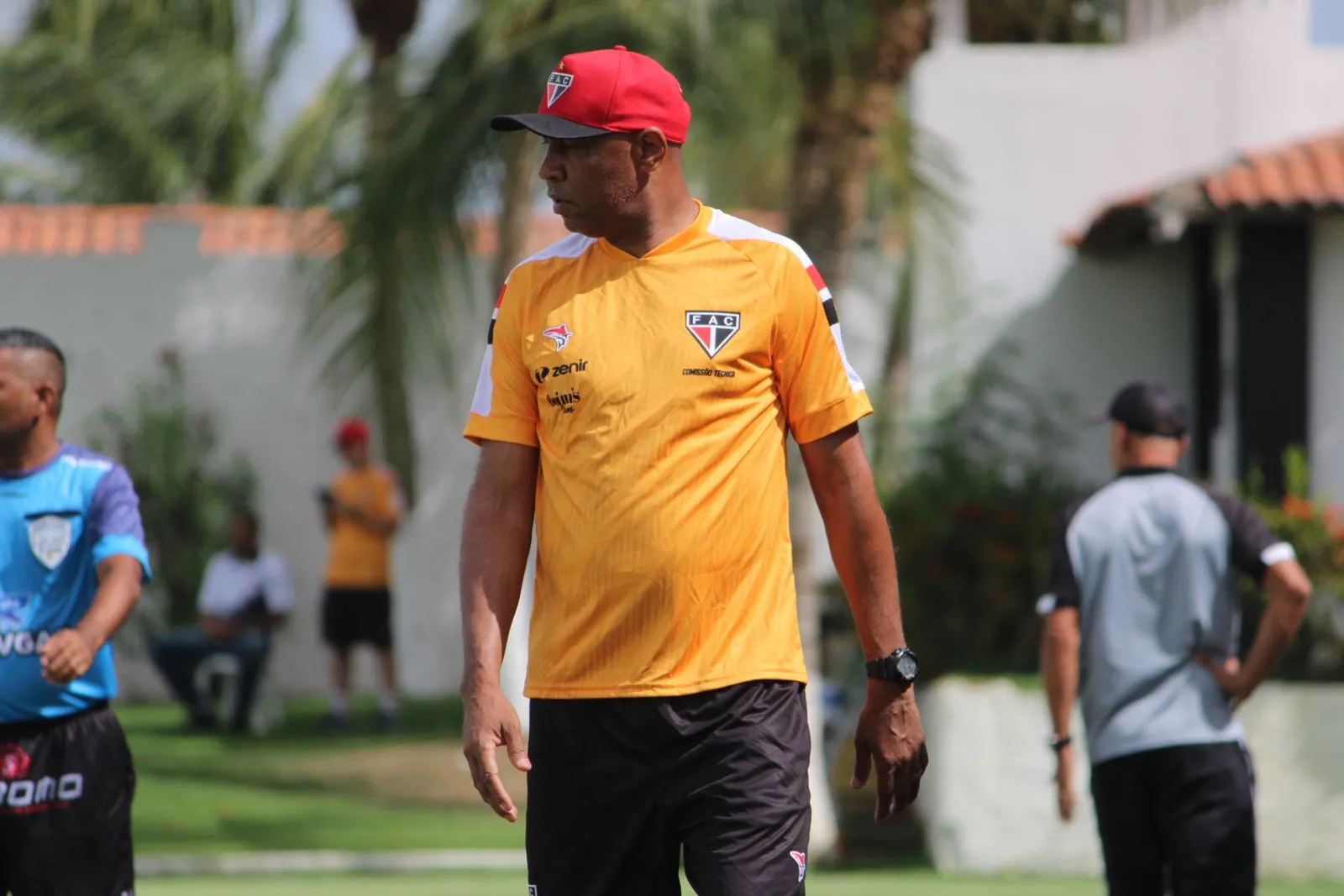 O técnico Anderson Batatais foi mantido no cargo após dirigir o clube em poucos jogos na Série C e Pré-Copa do Nordeste