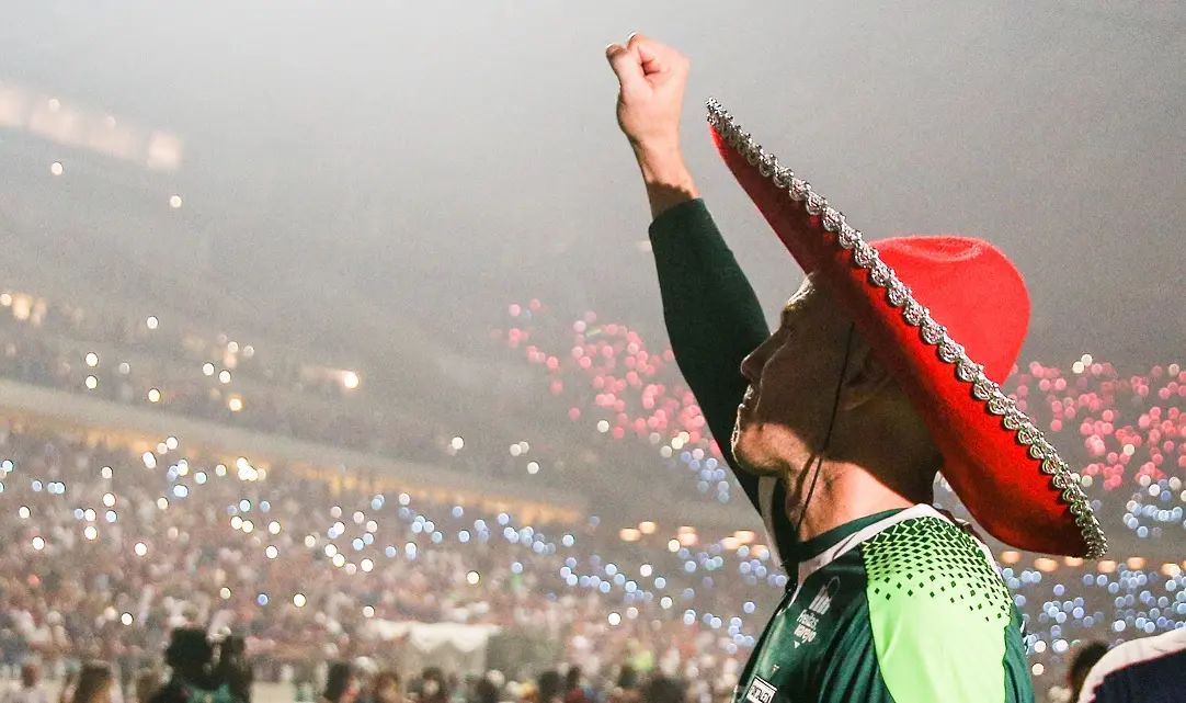 Marcelo Boeck comemora classificação à Libertadores com a torcida