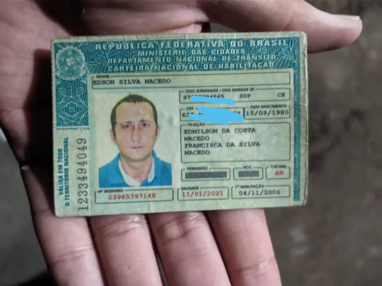 Edson Macedo já foi encontrado morto por uma composição da Polícia Militar do Ceará (PMCE), na sala da casa