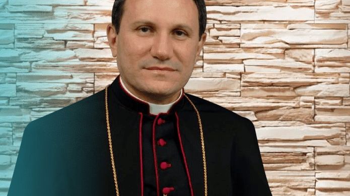 Foto de Dom Magnus Henrique Lopes, nomeado bispo do Crato