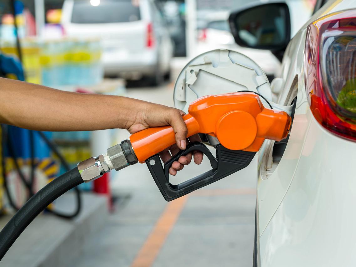 Gasolina vai subir 19% e diesel, 25%, a partir desta sexta-feira, anuncia  Petrobras - Negócios - Diário do Nordeste