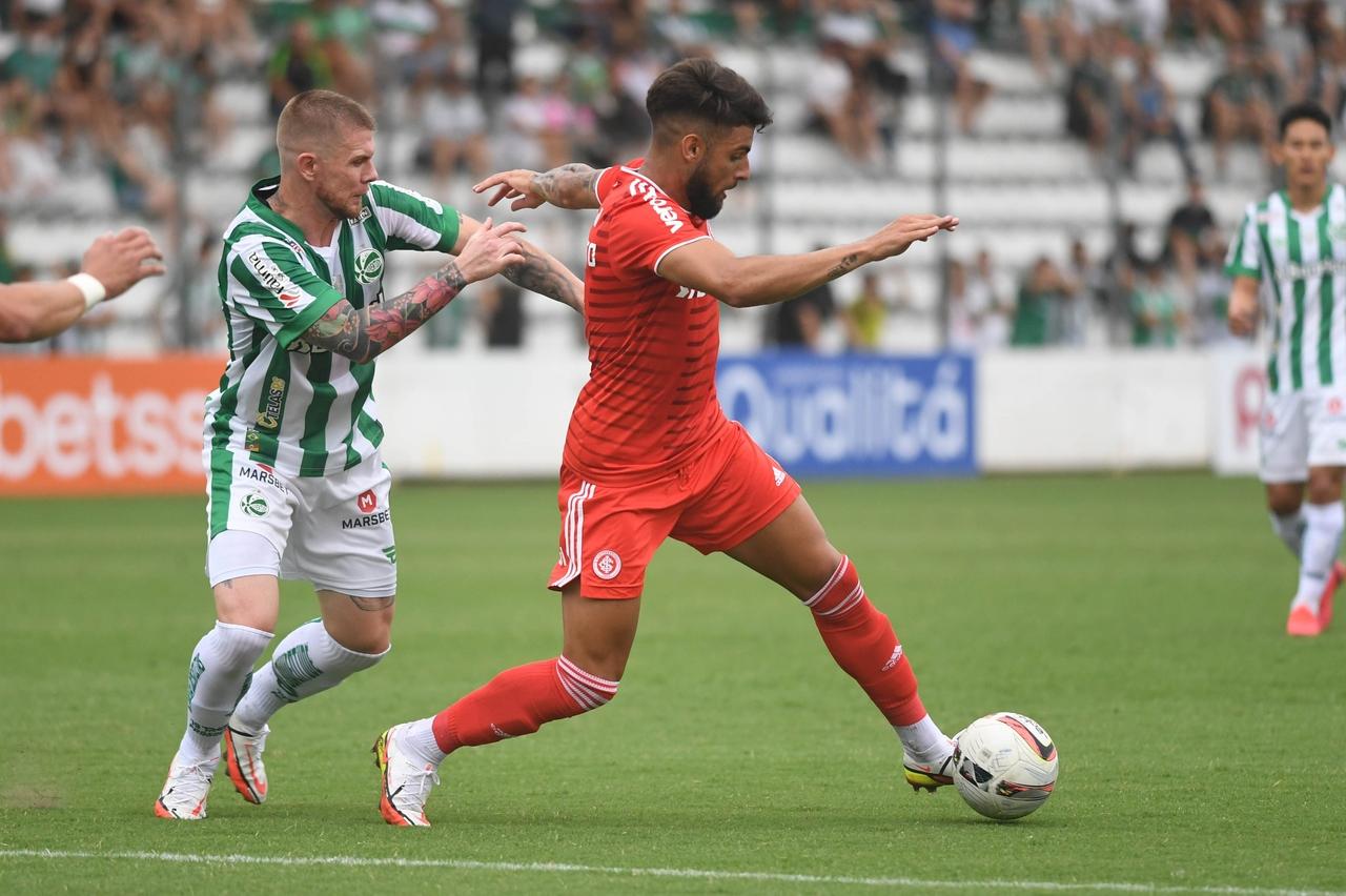 Жувентуд матч. Жувентуд матч. Фк мирасол. Жувентуде (футбольный клуб, кашиас-ду-сул). Жувентуде (футбольный клуб, кашиас-ду-сул).