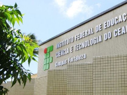 fachada do IFCE em Fortaleza