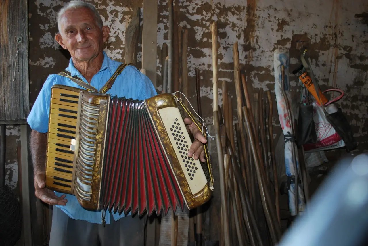 Chiquinho Menezes tocava vários instrumentos, mas era isento de vaidade: 